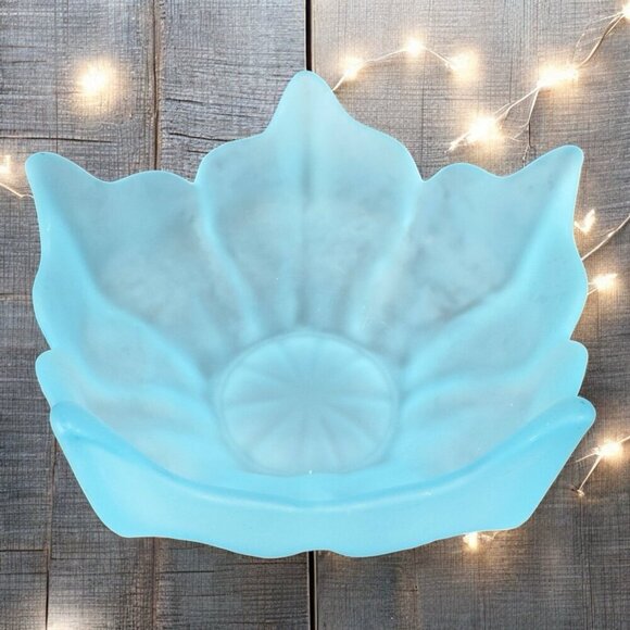 Viking Petal Lotus Spring Blossom Bowl Dish Blue Frost Satin Textured Vintage - Picture 1 of 14